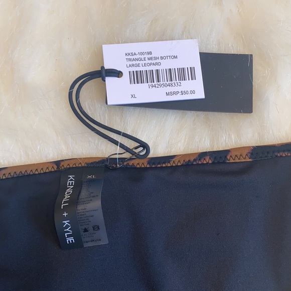 KENDALL + KYLIE TRIANGLE MESH LEOPARD SWIM BOTTOM. - Picture 7 of 10